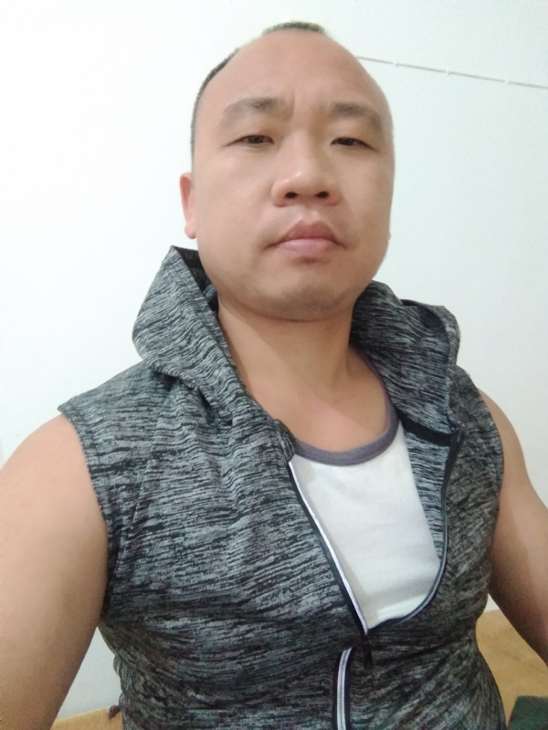 whm的第二张照片--闽侯征婚网