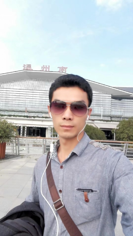 错把真心喂了狗的第三张照片--闽侯征婚网