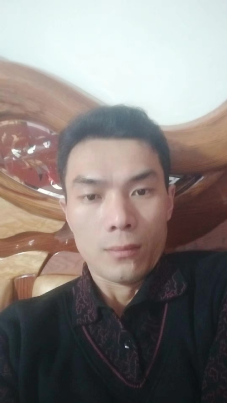 错把真心喂了狗的第四张照片--闽侯征婚网